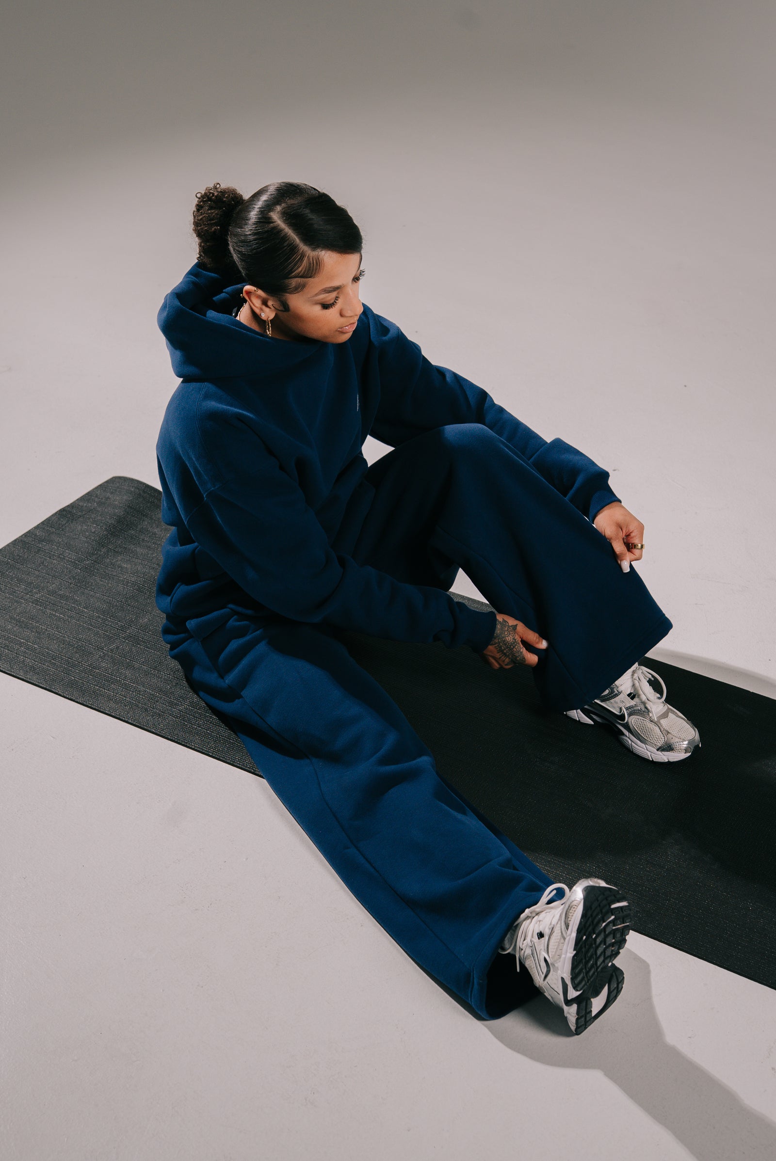 Staple Pant Long - Dark Indigo product media