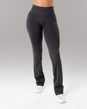 Amplify Ultra-High Rise Flared Pant Long - Black