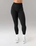 Amplify Ultra-High Rise Legging - Black