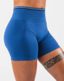 Amplify Mid Rise Short - Reign