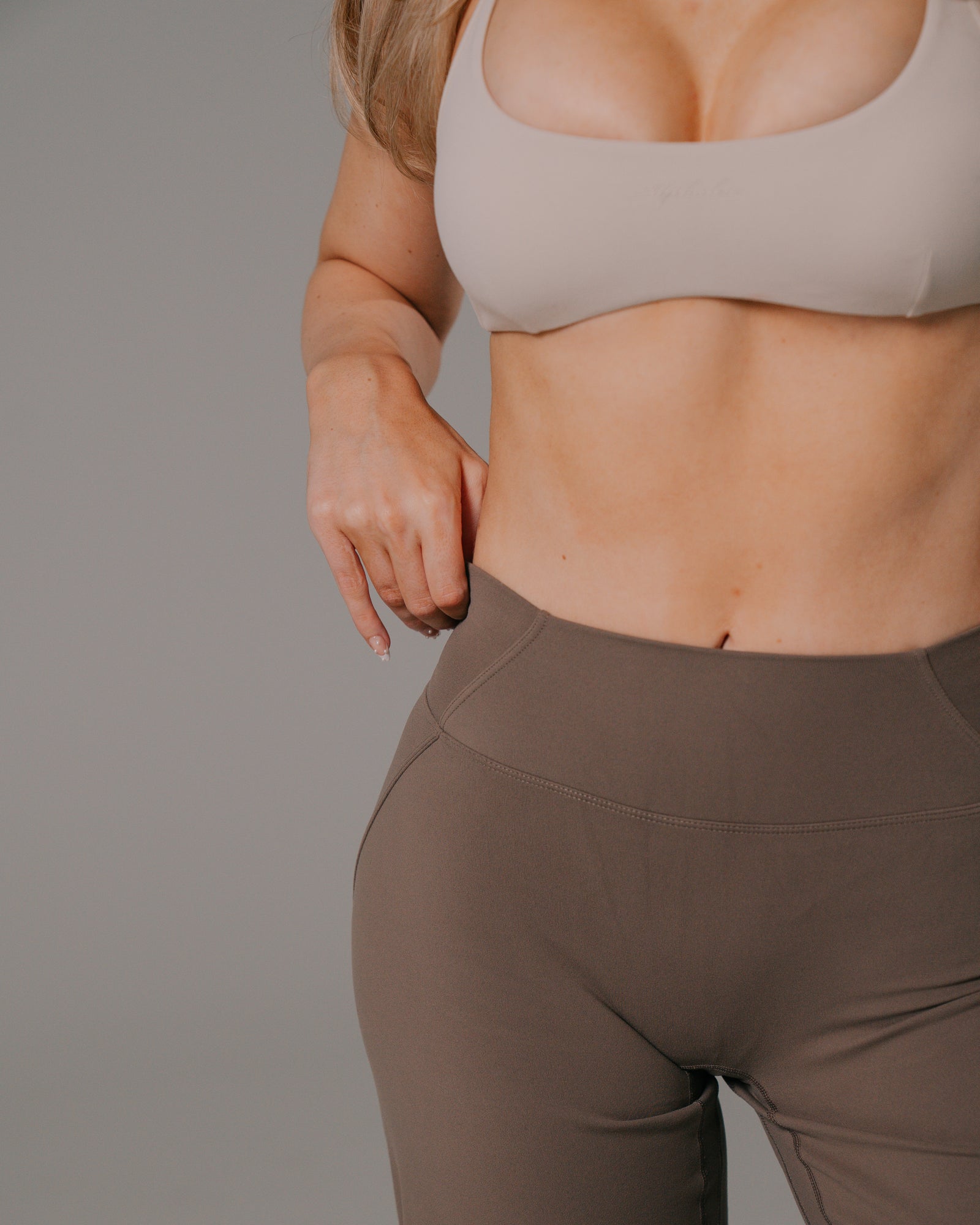 Aura Wide Leg Pant Long - Merlot product media