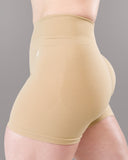 Pump Mid Rise Short - Sahara w/ Logo