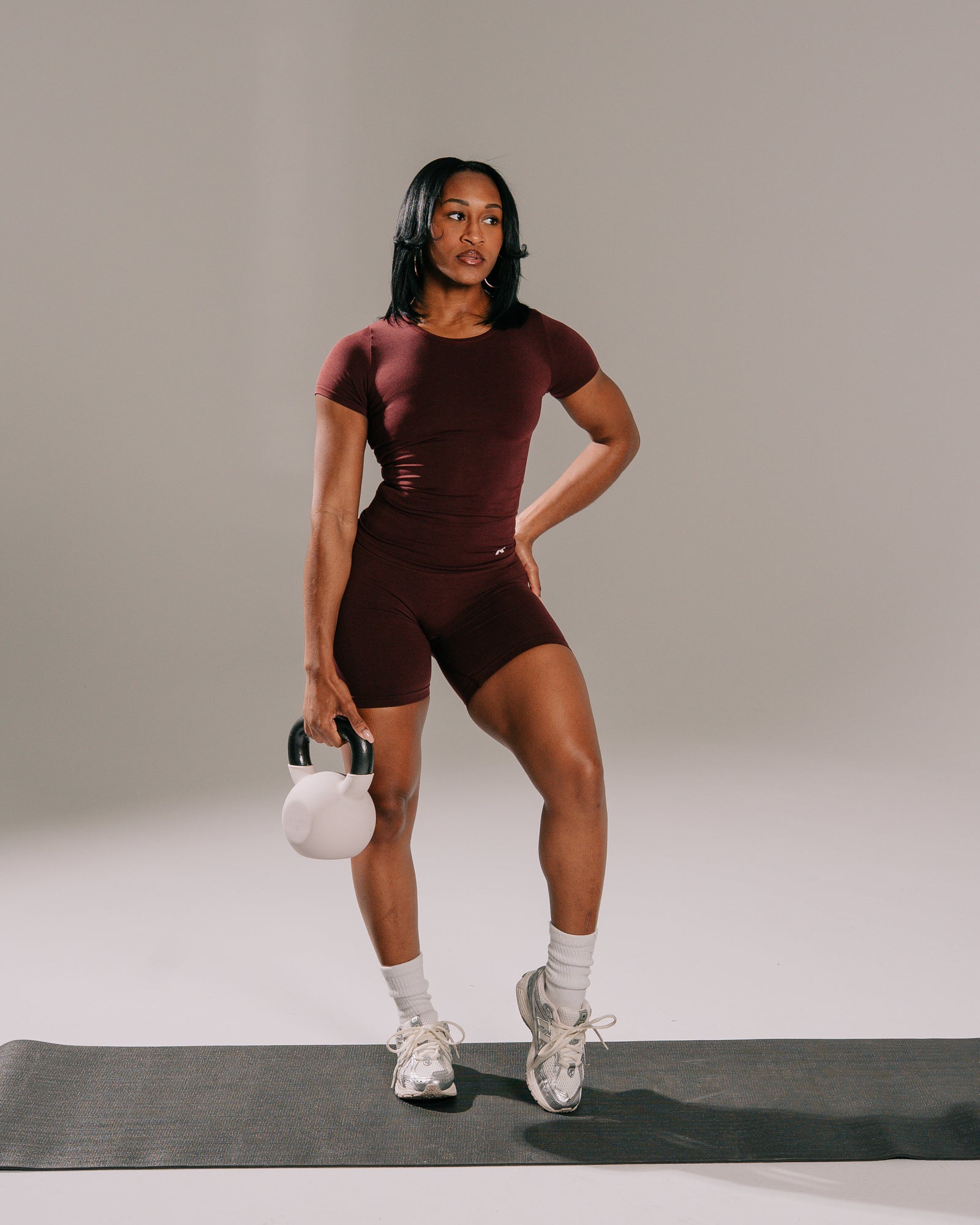 Pump Mid Rise Biker Short - Merlot product media