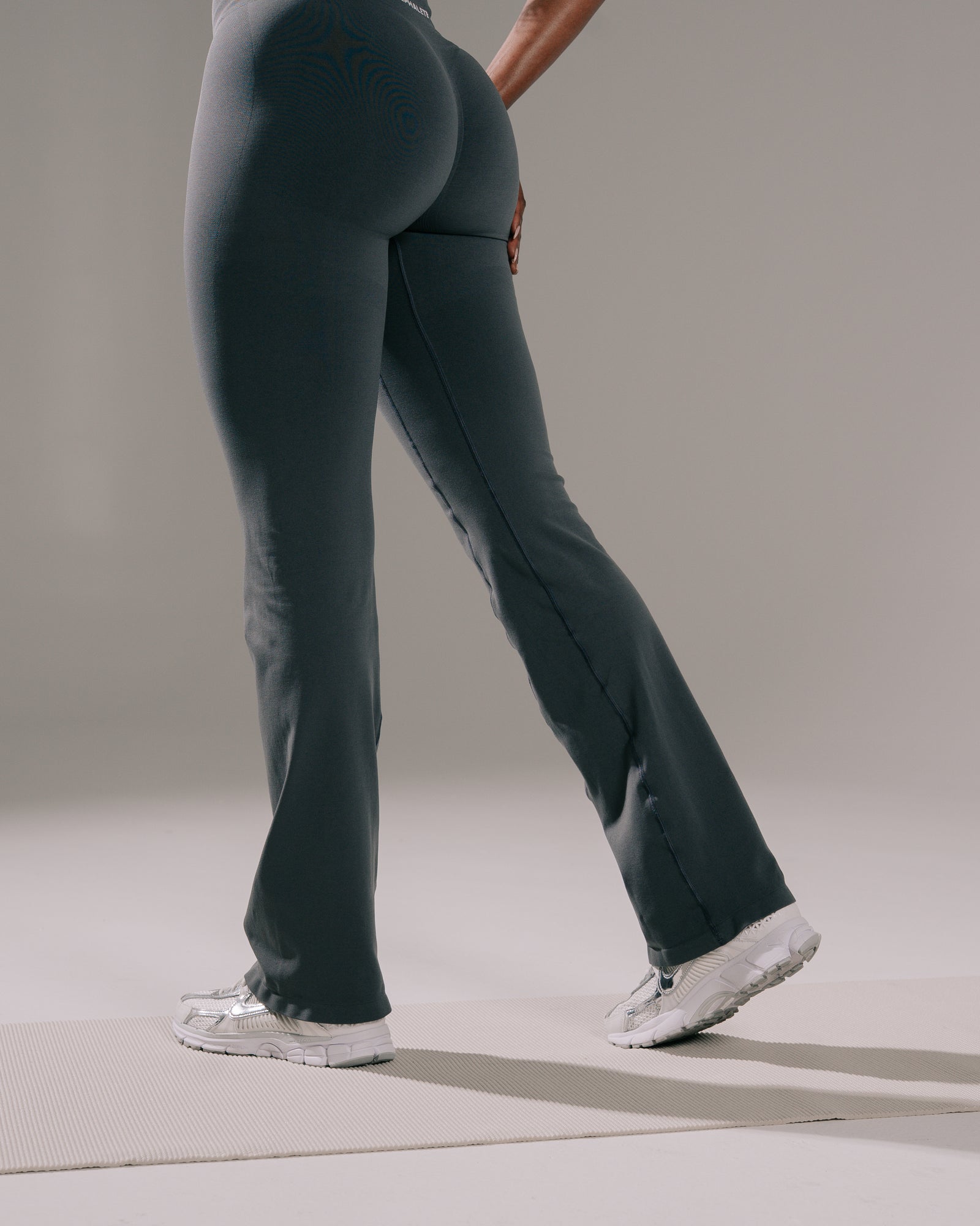 Pump Mid Rise Flared Pant - Black product media