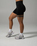Pump High Rise Short - Black