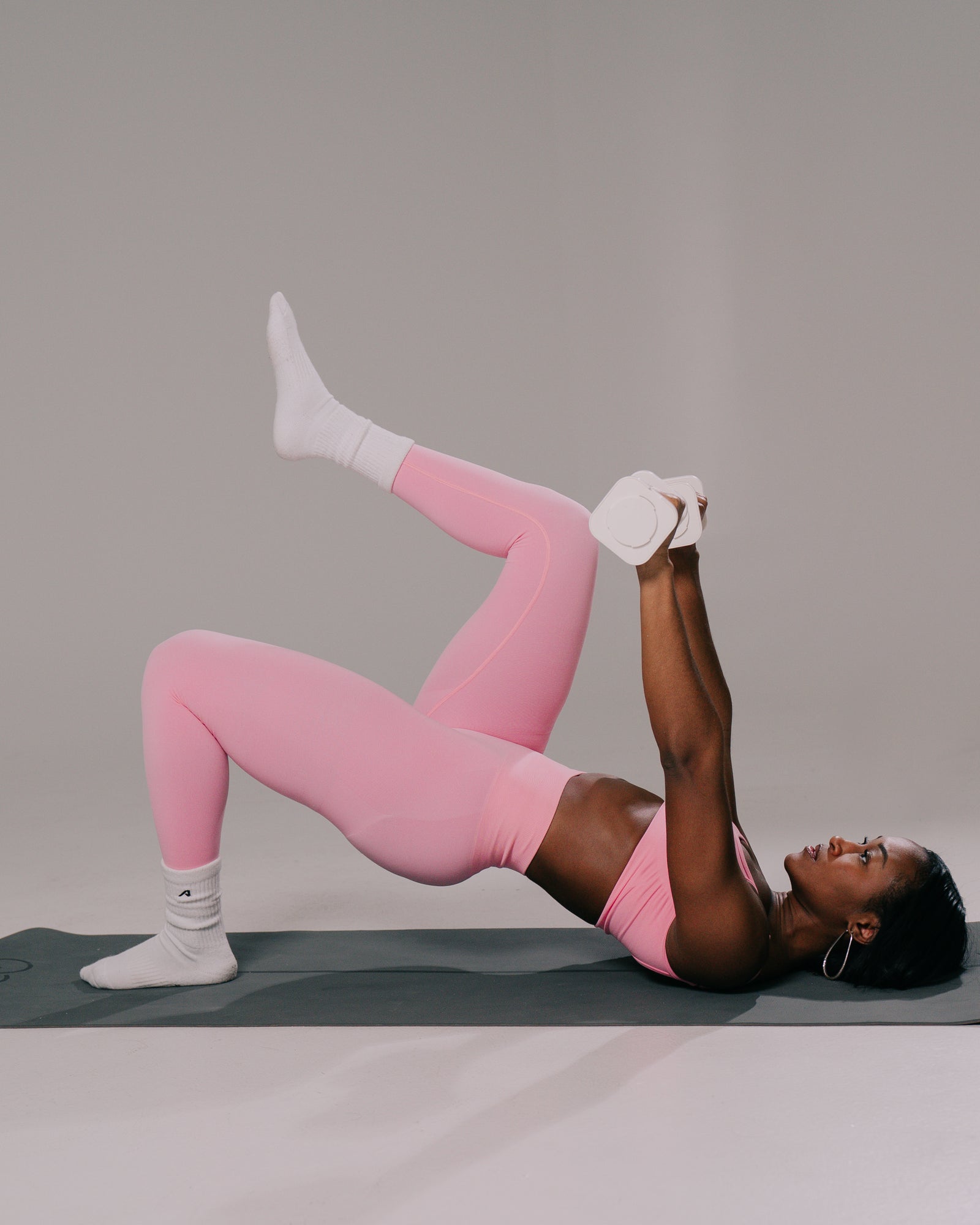 Pump Mid Rise Legging - Espresso product media